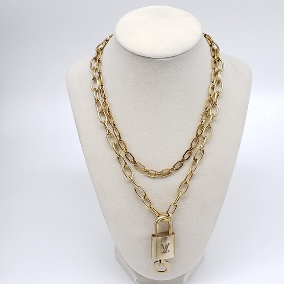 Authentic Louis Vuitton Gold Padlock w/ Unbranded Fashion Stainless Steel Chain - Picture 8 of 8